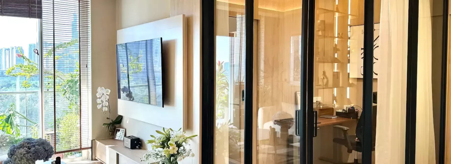 Drzwi przesuwne szklane – funkcjonalność i nowoczesny design w jednym rozwiązaniu